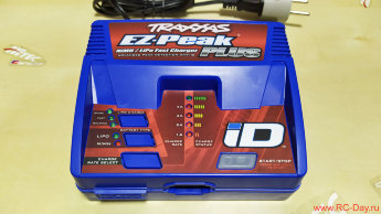 Зарядное устройство Traxxas EZ-Peak Plus iD